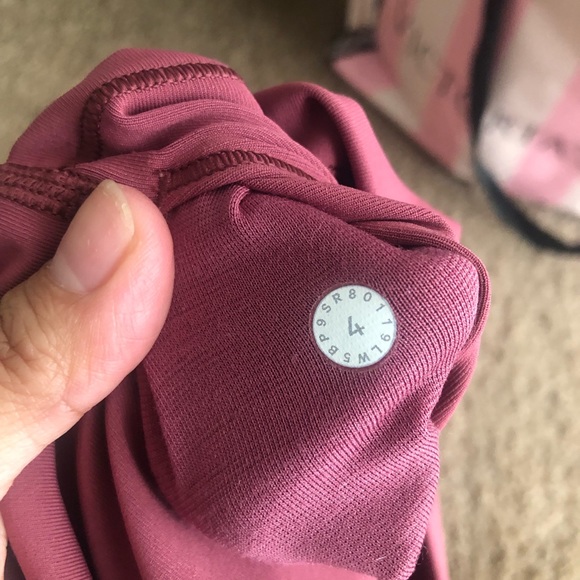 Lululemon Wunder Under HR 7/8, Misty Merlot, sz 4 - Picture 2 of 3
